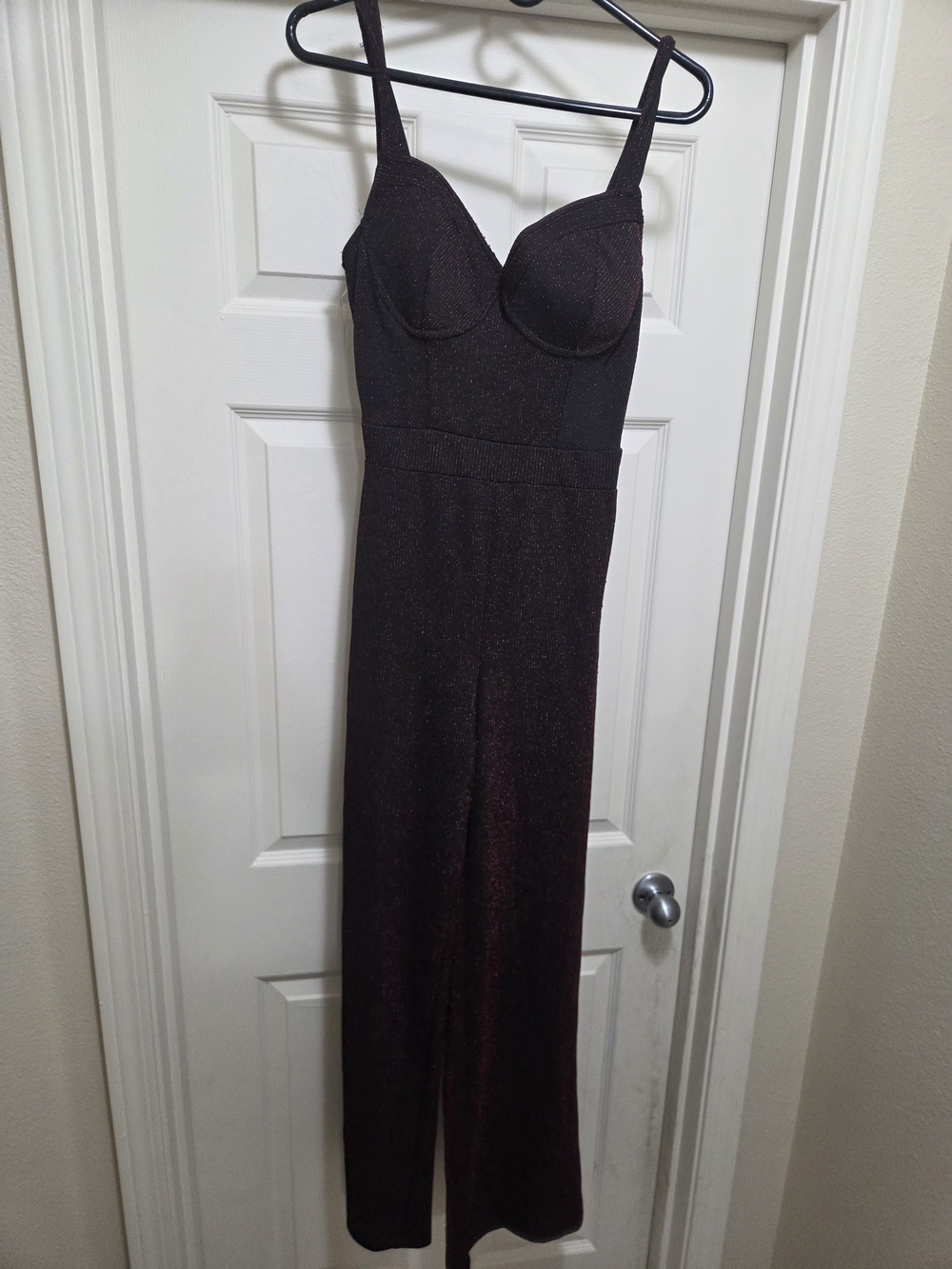 Sleeveless Sparkle Wine-Burgundy Jumpsuit with Structured Bust